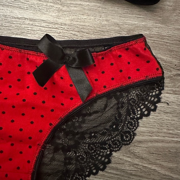 BNWT| Lingerie Set - Picture 6 of 8